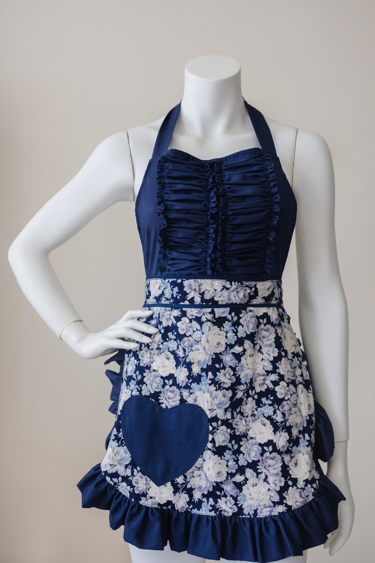 Vintage darling in navy floral