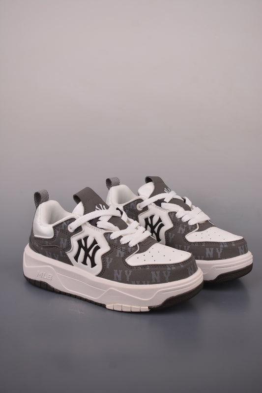 MLB Monogram Chunky Liner "New York Yankees Black White"