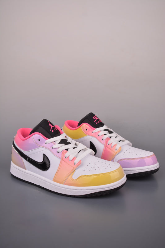 Air Jordan 1 Low SE "Lola Bunny"