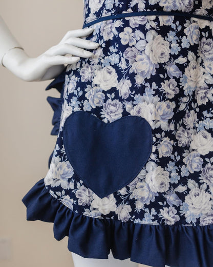 Vintage darling in navy floral