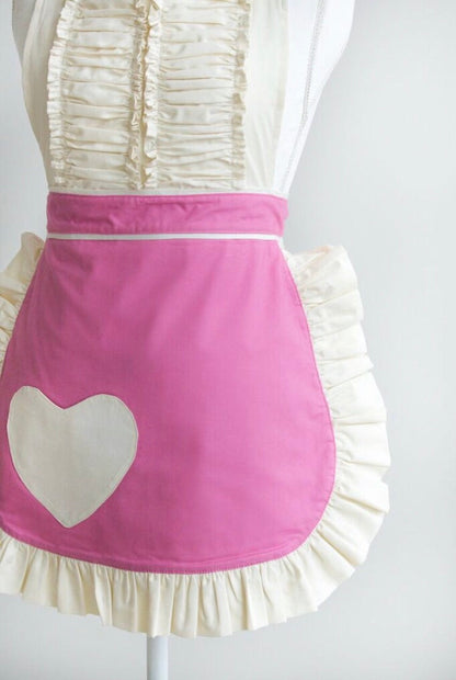 Beautiful vintage apron in pink (spring Vibes)